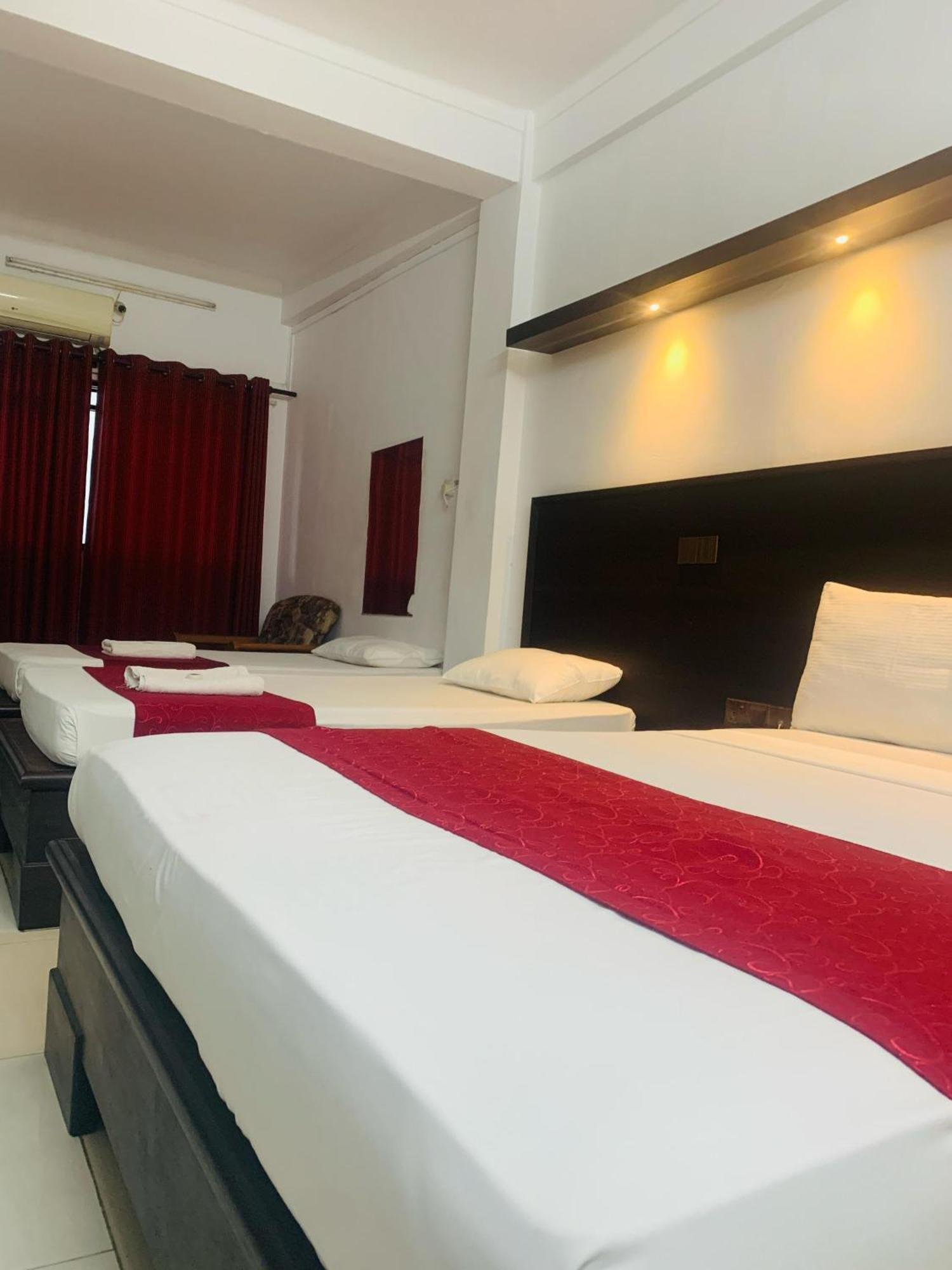 Hotel Nelly Vavuniya Room photo